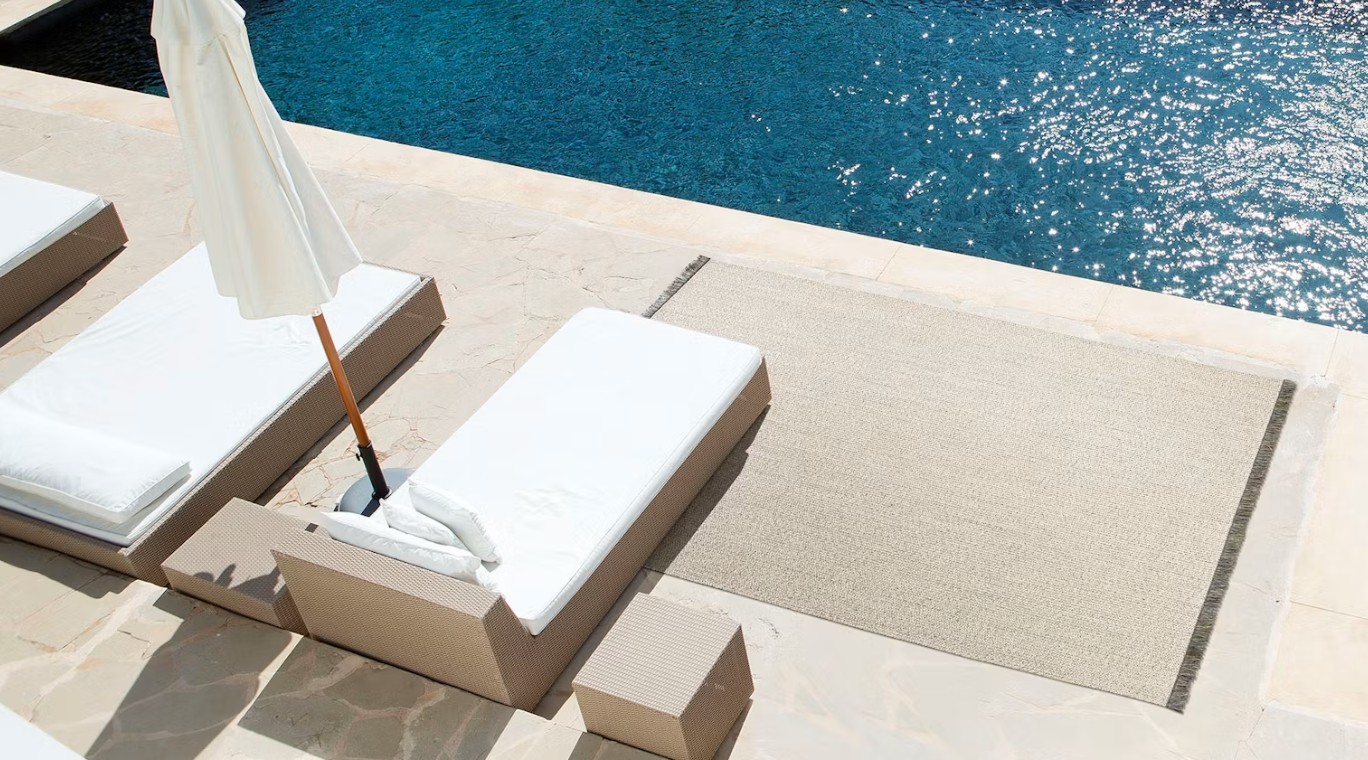 Poolside Poolside - Image 4