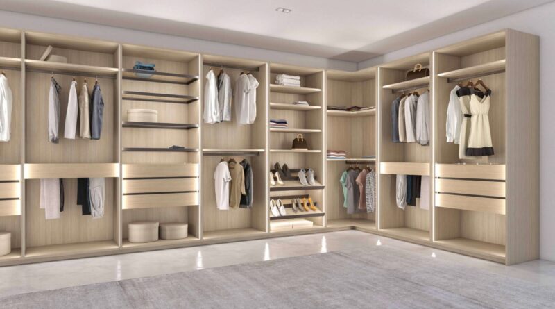 Technopolis Walk in closet