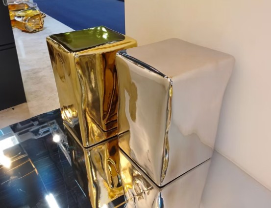 Poly Cube