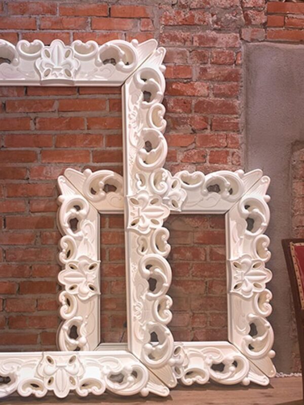 Frame of Love